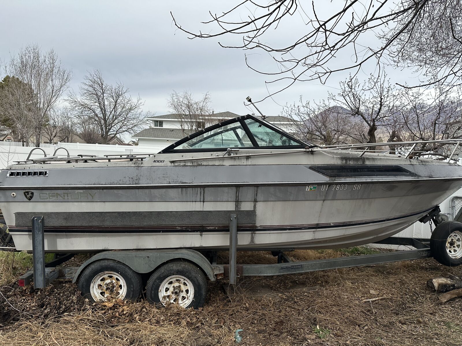 Free boat - No Trailer