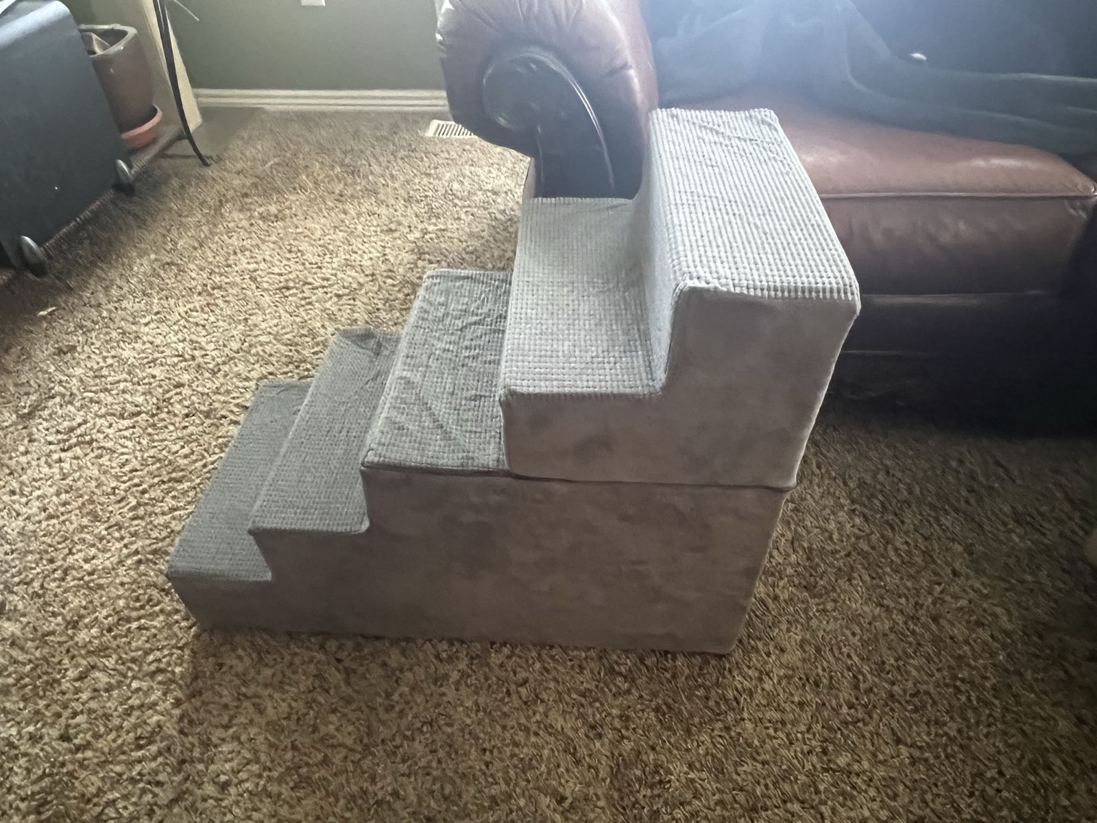 Grey 4-Step Pet Stairs - Easy Access for Small Dogs & Cats to Furniture or Beds