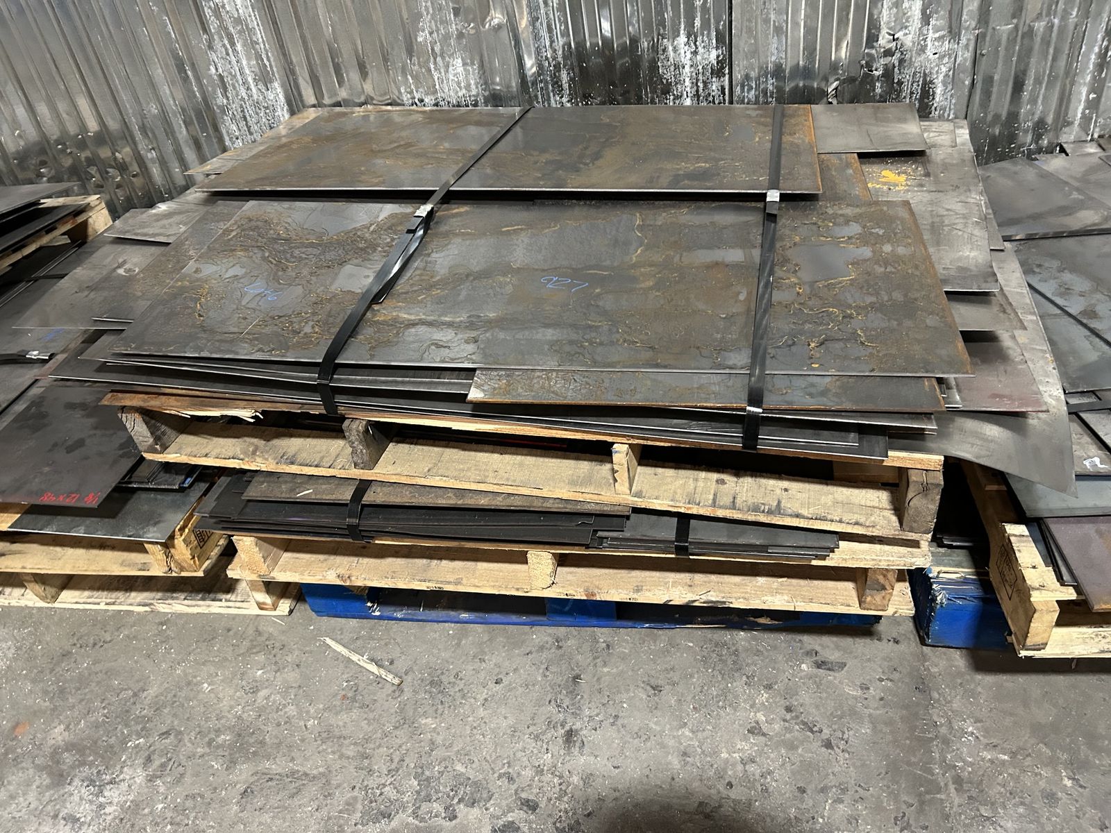Hot Deal! Surplus Steel Sheet & Plate Misc. Pallet Lots 55¢ per lb