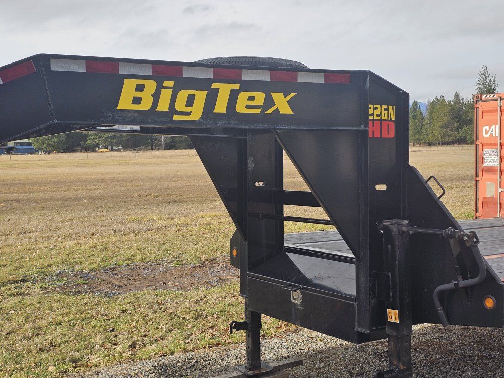 BigTex 22GN HD Gooseneck Flatbed Trailer - Tandem Dual Axle, 30ft