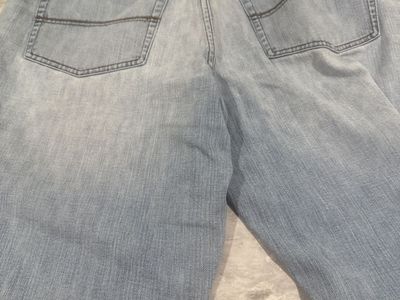 Tommy Bahama Men's Light Wash Jeans - Size 40x30