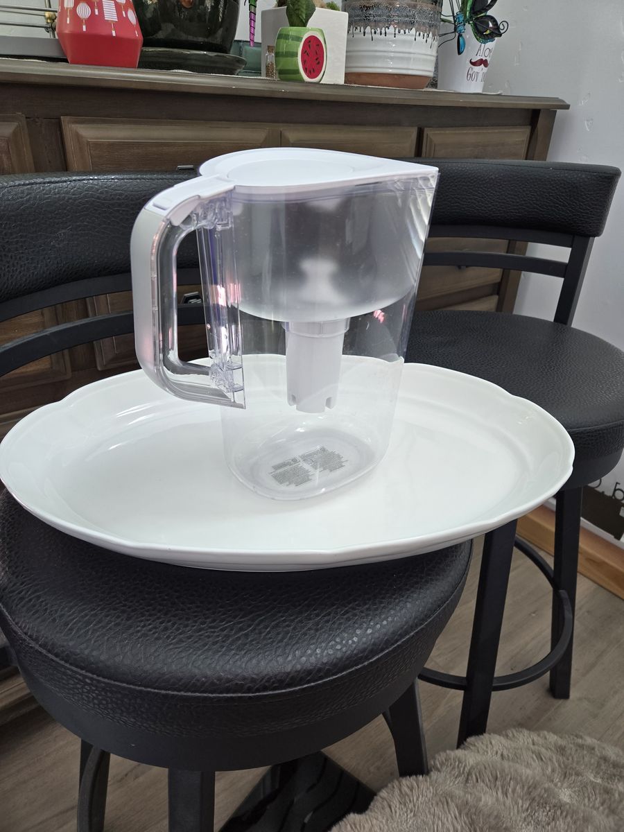Assorted Kitchen Items