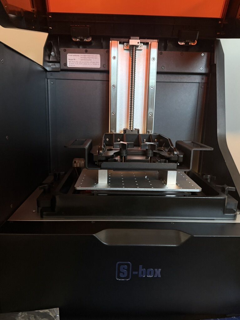 QIDI Tech S-Box resin printer
