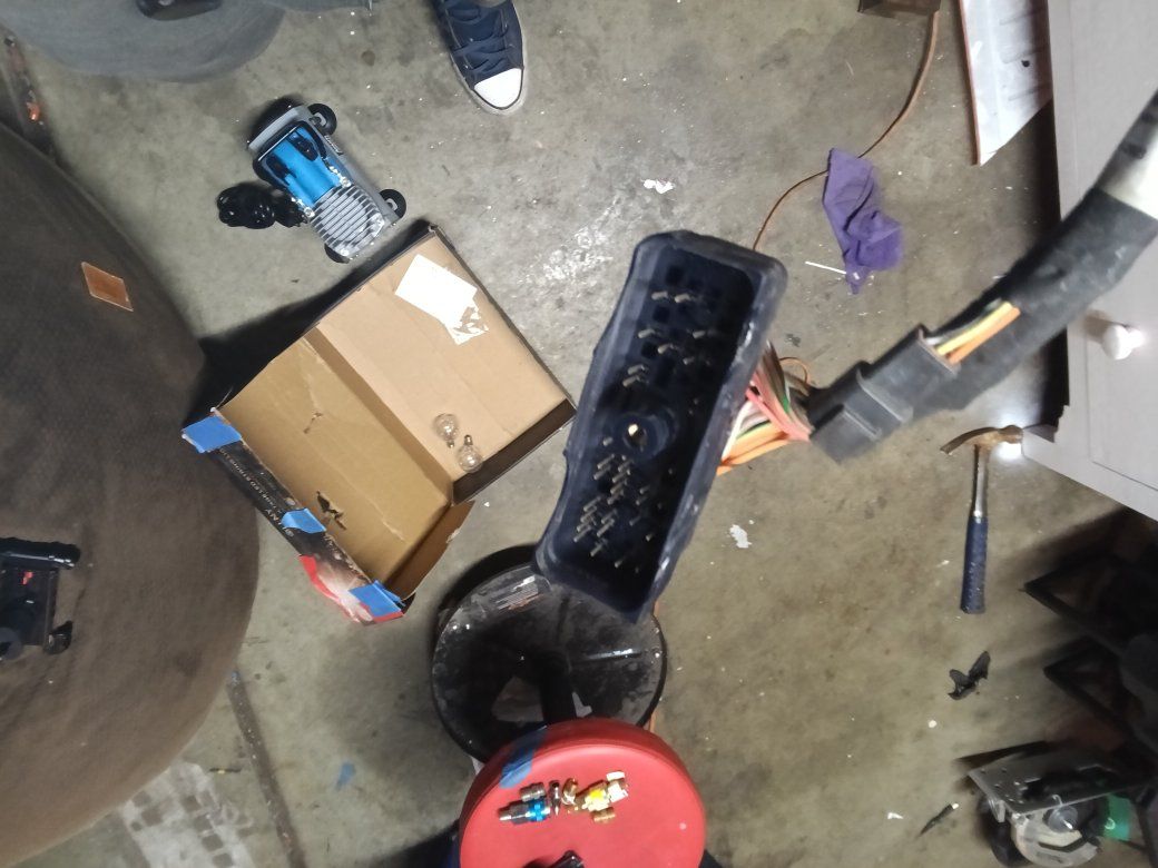 Main image 4