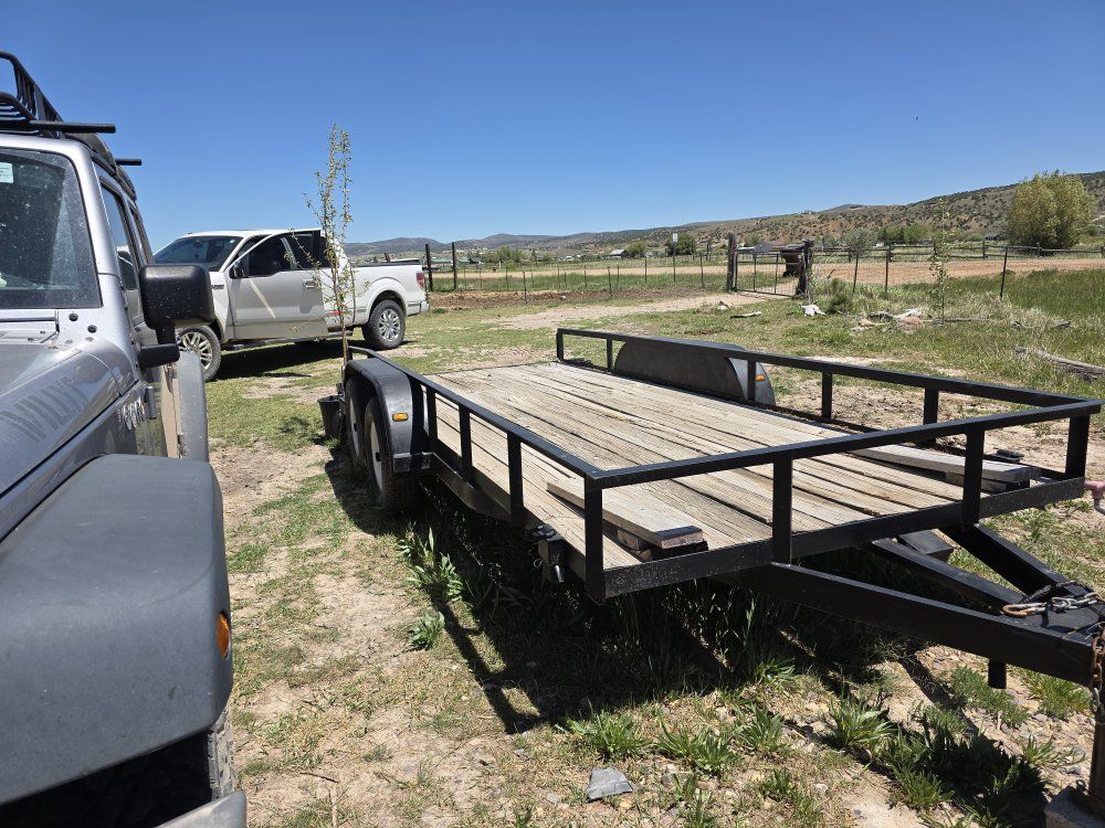 2005 road master flatbed 6.5×16