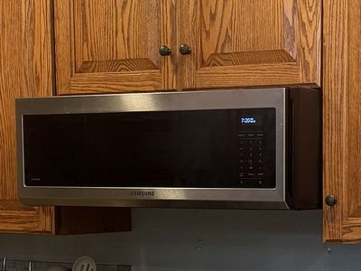 Samsung Slim microwave