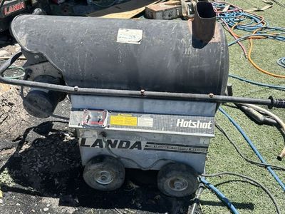 Landa Hot Water Pressure Washer