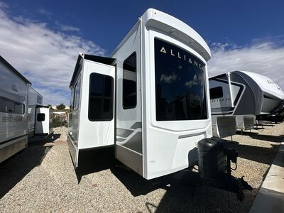 2026 Alliance RV Benchmark 42LFT