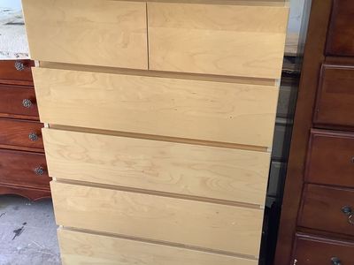 6 Drawer Dresser Unique Style