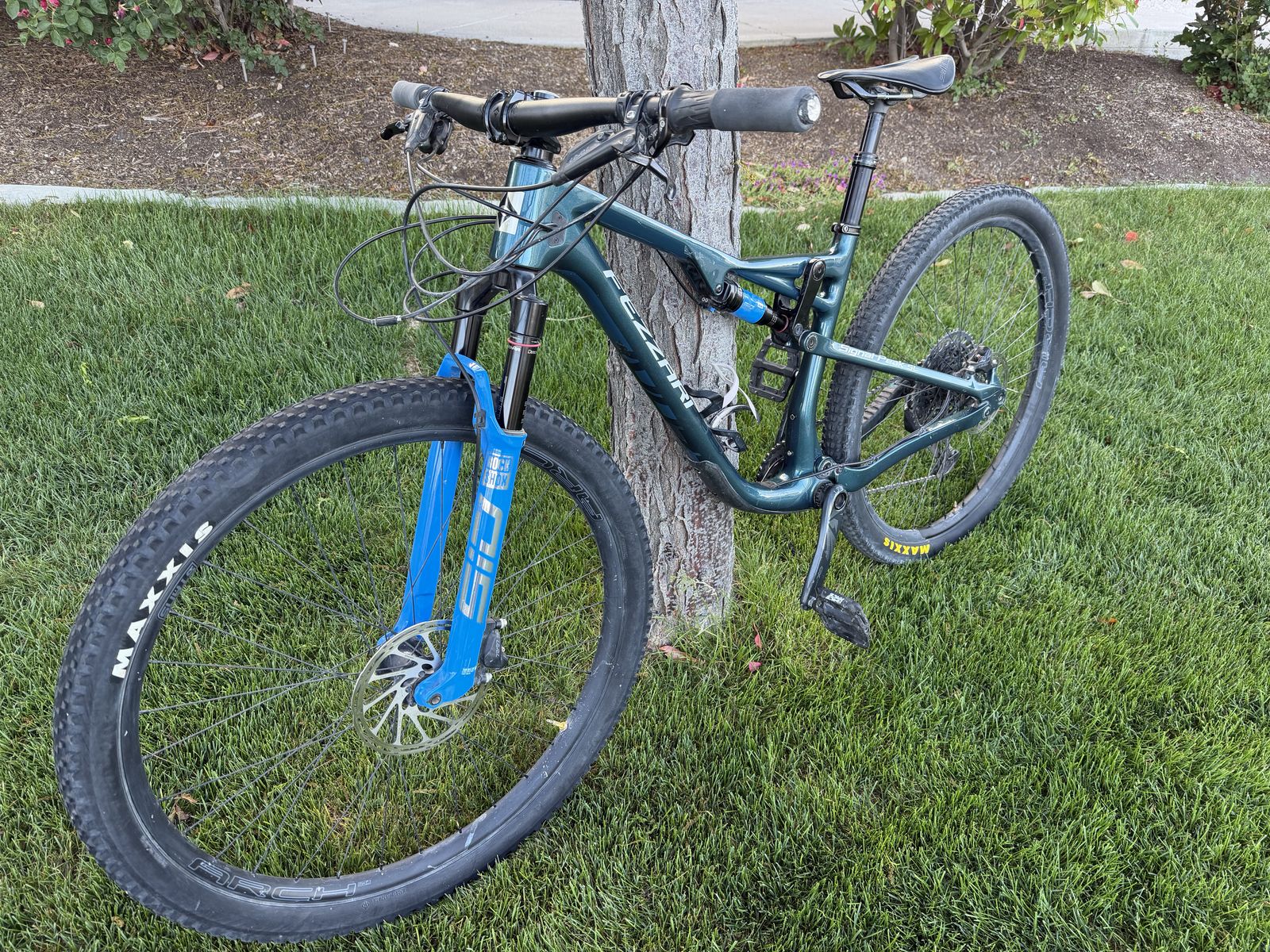 Fezzari (Ari) Signal Peak Elite SL, Medium, Emerald Green Metallic, 29er, 100mm, Carbon
