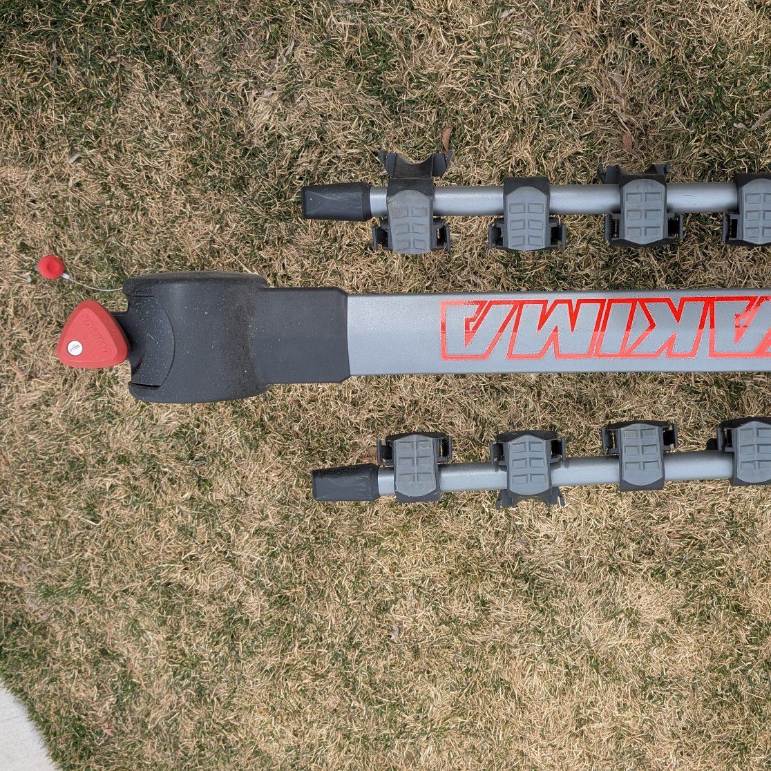 Yakima Ridgeback 5 place bike rack