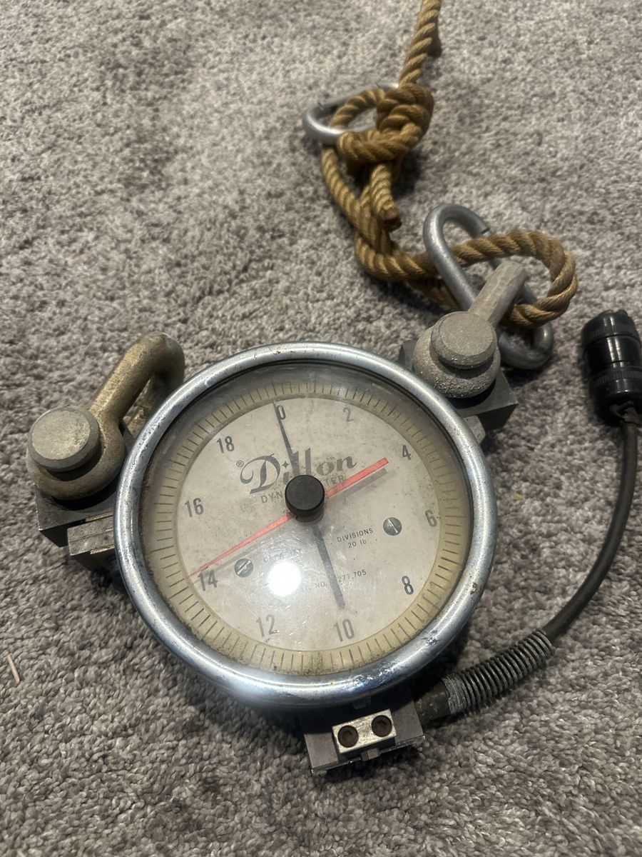 Vintage Dillon Mechanical Dynamometer Force Measurement Gauge 2000 LB Scale with Shackles