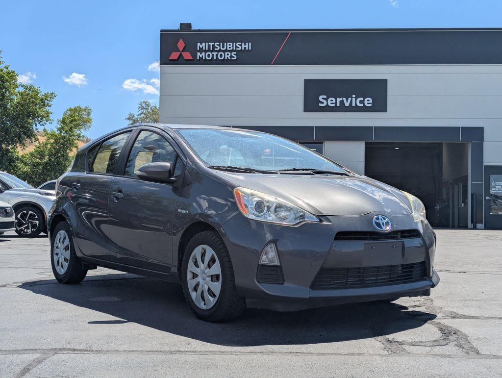 2013 Toyota Prius C One