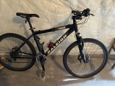 Raleigh M7000 Mountain Bike