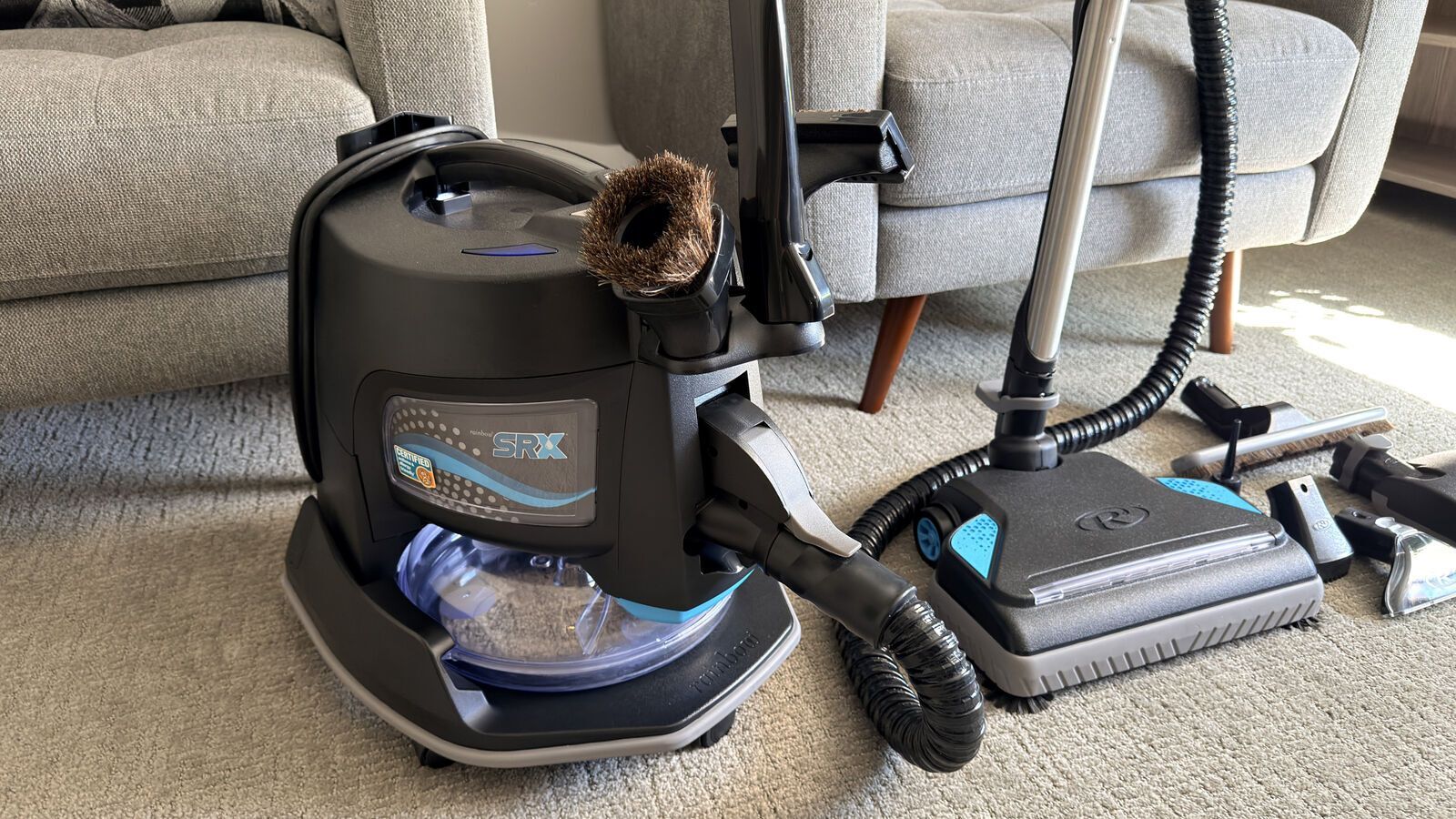 Rainbow SRX wet/dry vacuum cleaner