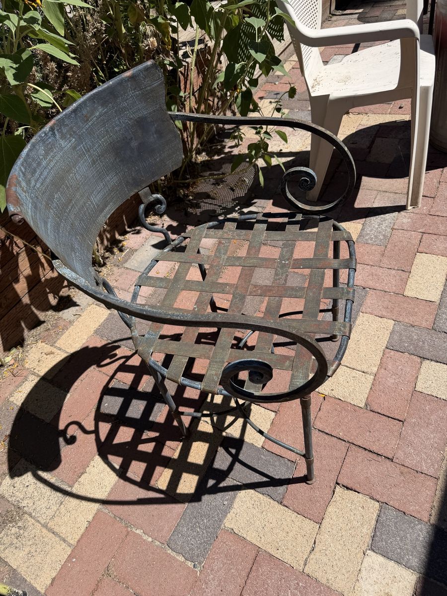 Main image 2