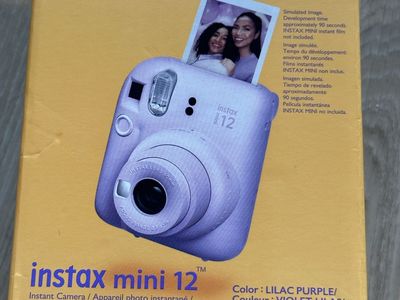Fujifilm Instax Mini 12 Camera