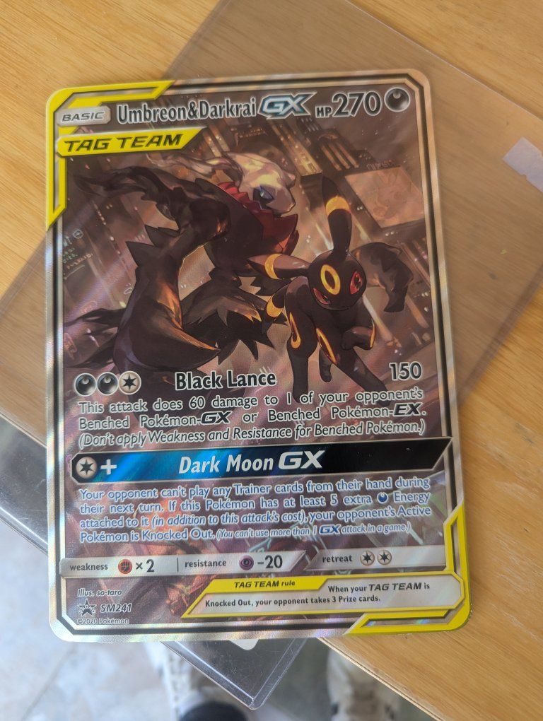 FULL ART Umbreon & Darkrai GX ULTRA RARE Tag Team