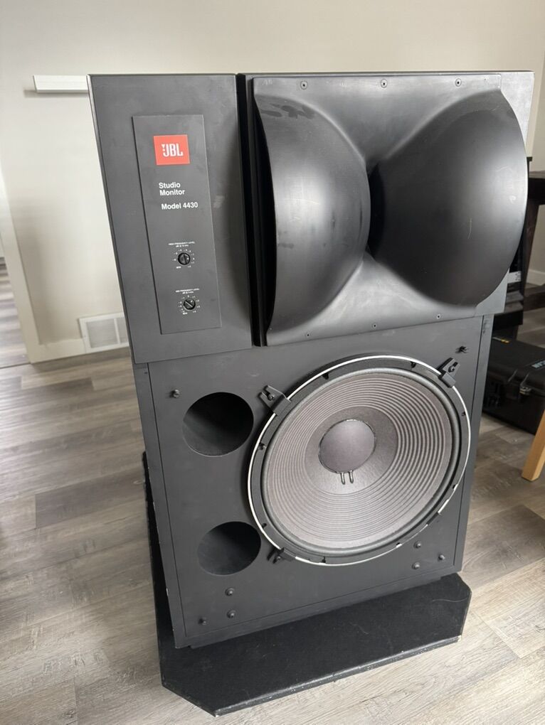 JBL 4430 (Pair)