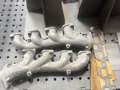 New dodge 6.2 hellcat exhaust manifolds