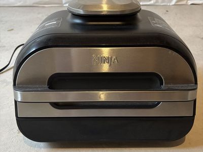 Ninja Foodi 5-in-1 Indoor Grill with Air Fryer, Roast, Bake, Dehydrate