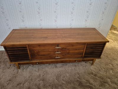 Vintage Lane Cedar Chest
