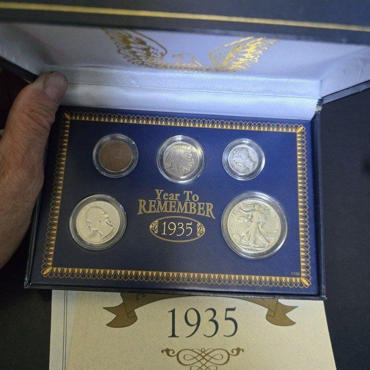 1935 SILVER Coin Set