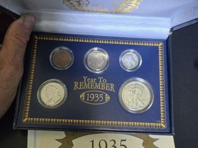 1935 SILVER Coin Set