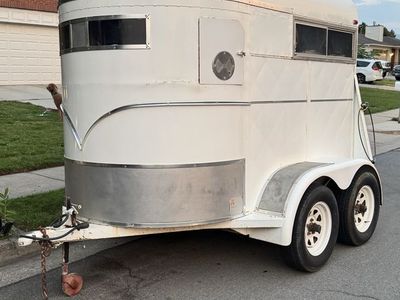 1991 WW 10.5ft Vintage Enclosed Horse Trailer - White