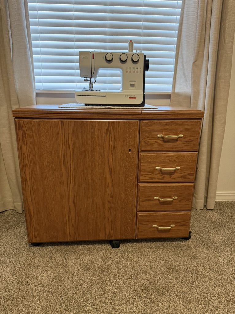Sewing Machine Cabinet