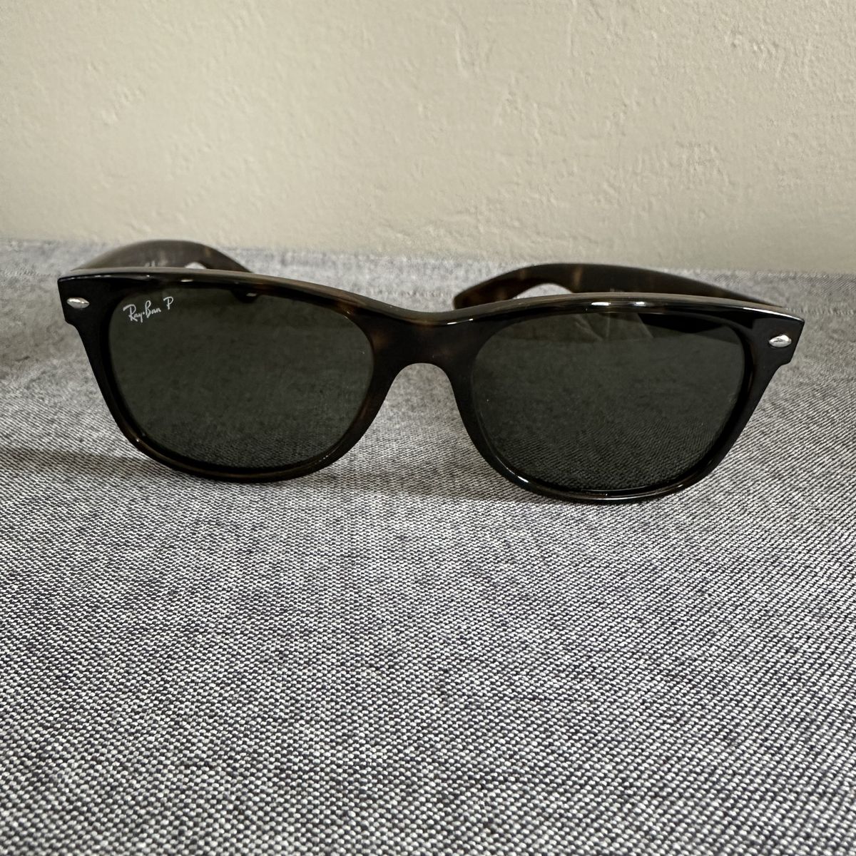 Ray-Ban Sunglasses - NEW