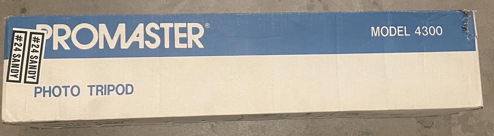PROMASTER PHOTO TRIPOD