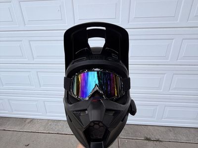 Fox Racing V Core Matte Black helmet (medium) with cardio spirit and tinted goggles