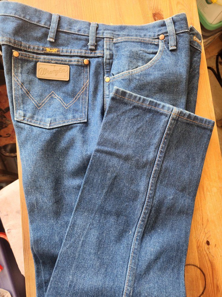 Wrangler Blue Jeans Men's 36x30 Regular Fit 100% Cotton