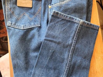 Wrangler Blue Jeans Men's 36x30 Regular Fit 100% Cotton
