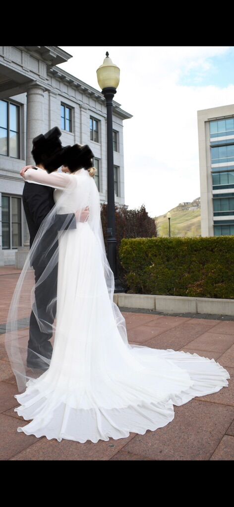 Wedding Dress FOR RENT