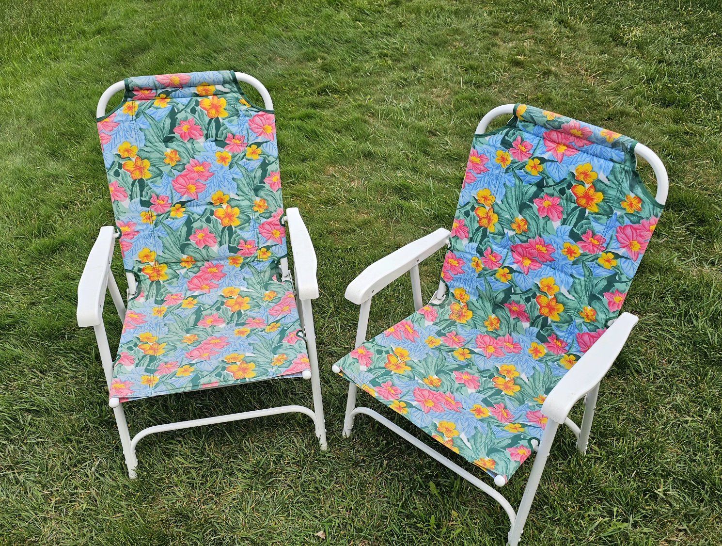 Vintage Aluminum Folding Lawn Chairs