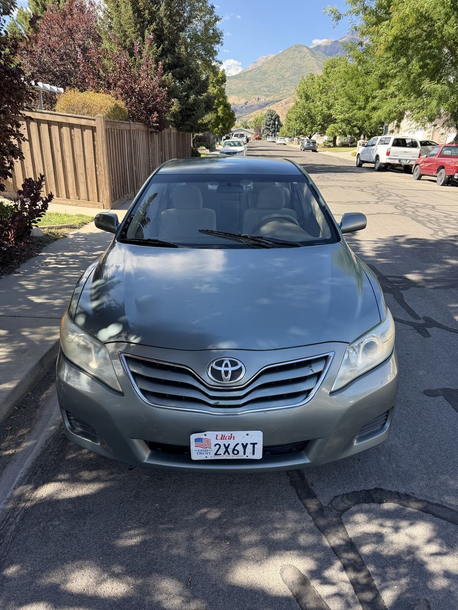 2011 Toyota Camry LE