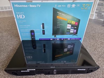 32 inch Roku TV - Priced to Sell!