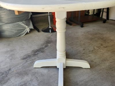 Round table