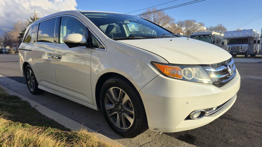 2016 HONDA ODYSSEY Touring w/DVD w/Navi