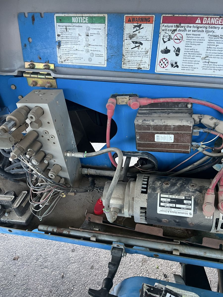 Main image 10