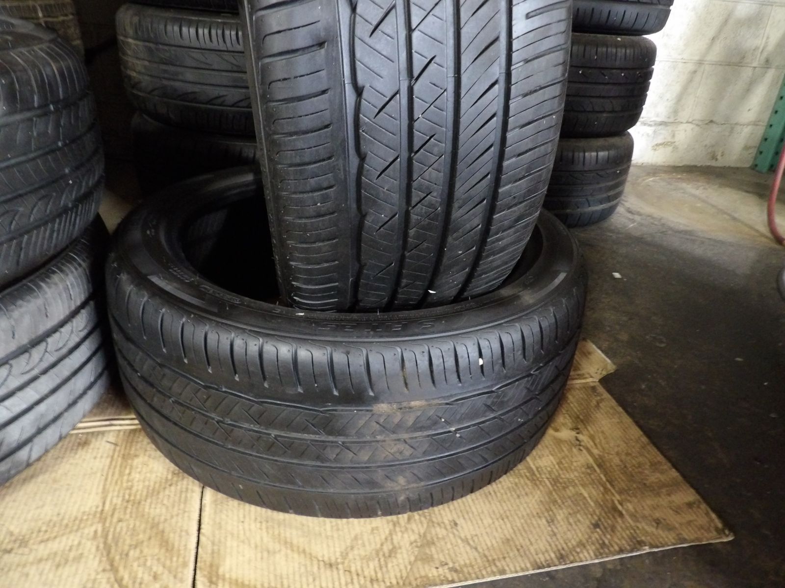 235/40R18 LAUFENN S FIT AS PAIR OF TWO USED TIRES 