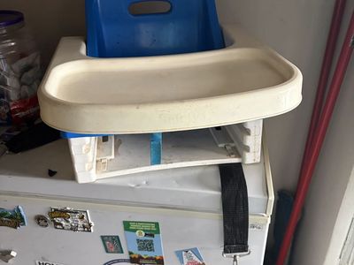 Safety 1st Plastic Booster Seat with Feeding Tray - Blue and White