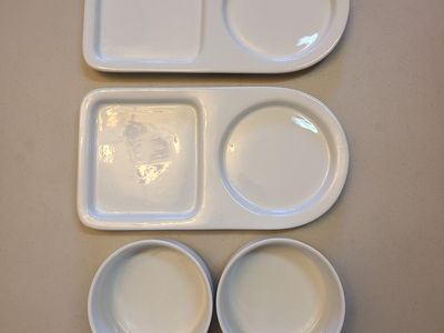 Soup and Sandwich dish set for 2 only used twice