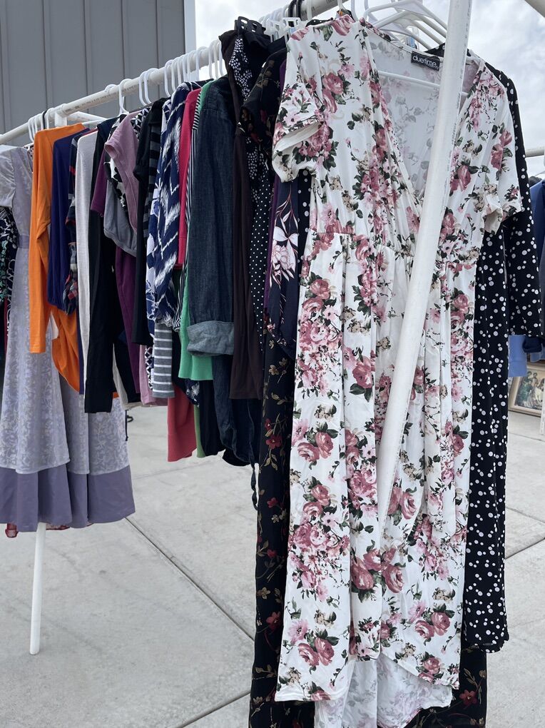 Darling Medium Sized Maternity Clothes!!!