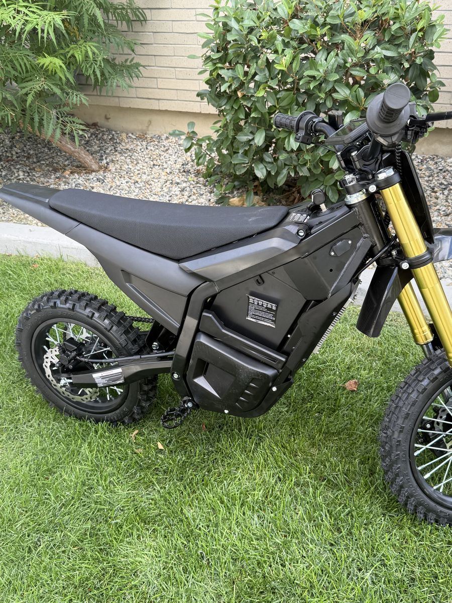 Electric Mini Dirt Bike