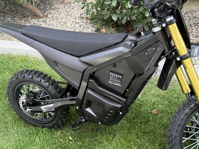 Electric Mini Dirt Bike