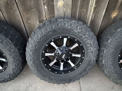 6 lug 17” wheels