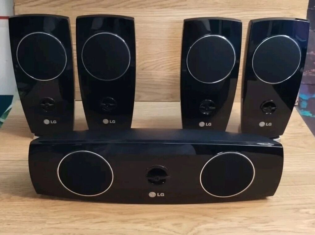 Lot Of 5 LG SH93A-C Center, R, L Speaker Ser